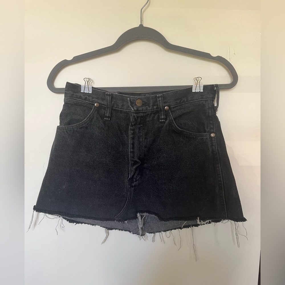 Wrangler women’s Black Denim mini skirt